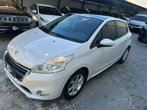 PEUGEOT 208 1.5 ALLURE 8V FLEX 4P MANUAL PEUGEOT 208 1.5 ALLURE 8V FLEX 4P MANUAL